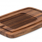 Benefits of a Wood Cutting Board When Carving Meat
